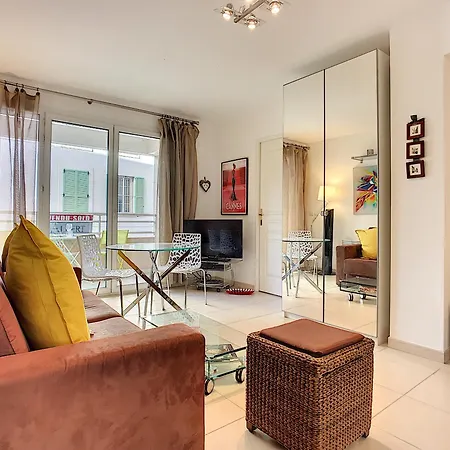 Apartman Nicolas 8 *