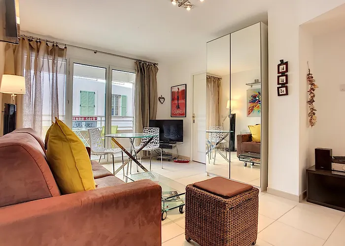 Apartment Nicolas 8 *